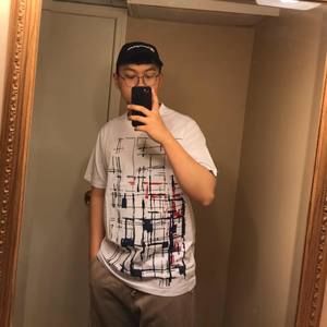 Meet your Posher, Tee tee